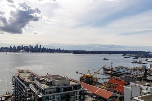 2107-188 Esplanade E, North Vancouver, BC 