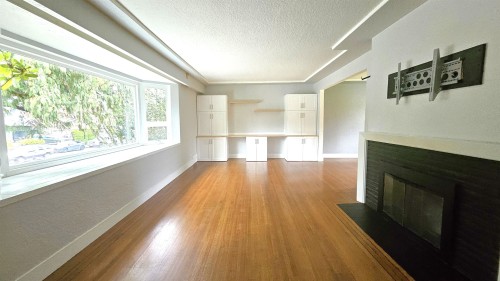 845 Smith Avenue, Coquitlam, BC 