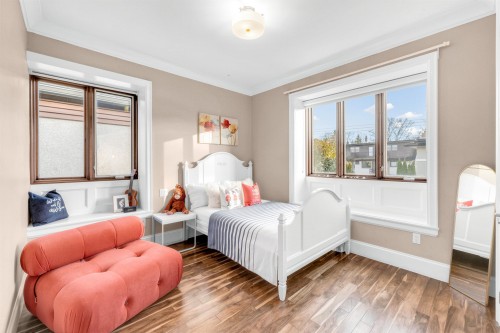 4320 8Th Avenue W, Vancouver, BC 