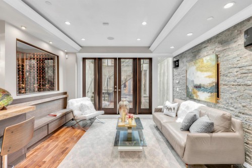 4320 8Th Avenue W, Vancouver, BC 