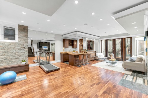 4320 8Th Avenue W, Vancouver, BC 