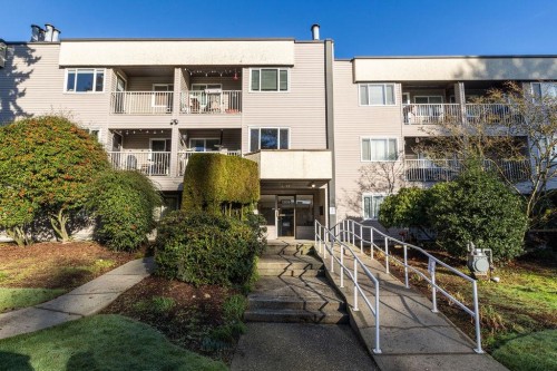 204-1209 Howie Avenue  Coquitlam, BC V3J 1T9
