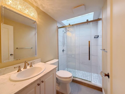 5550 Cypress Street, Vancouver, BC 