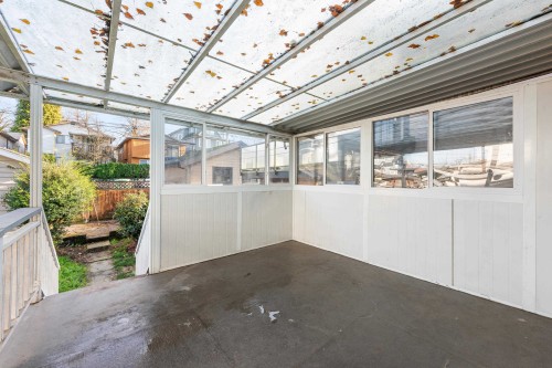 5556 Earles Street, Vancouver, BC 