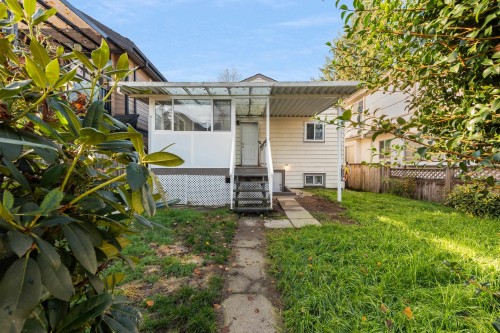 5556 Earles Street, Vancouver, BC 