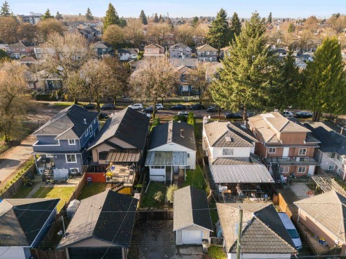 5556 Earles Street, Vancouver, BC 