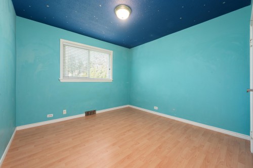 5556 Earles Street, Vancouver, BC 