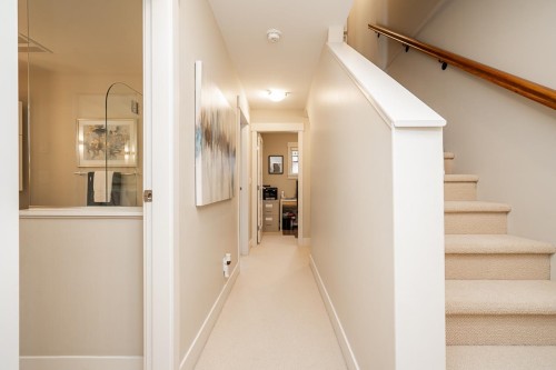 5946 Oak Street, Vancouver, BC 