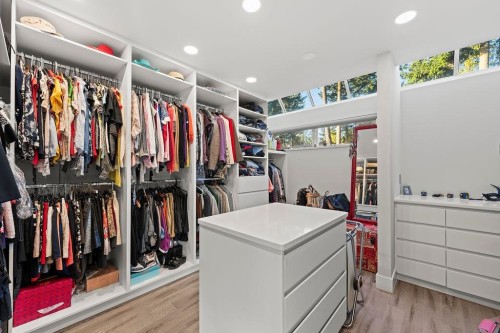 3722 Southridge Place, West Vancouver, BC 