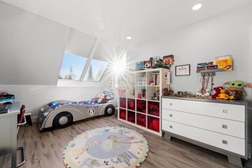 3722 Southridge Place, West Vancouver, BC 