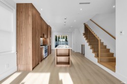 101-1125 Cartier Avenue  Coquitlam, BC V3K 2C1