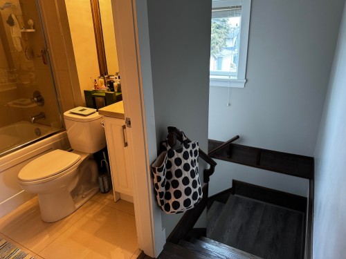 1865 37Th Avenue E, Vancouver, BC 