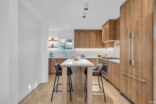 103 1125 Cartier Avenue, Coquitlam, BC 