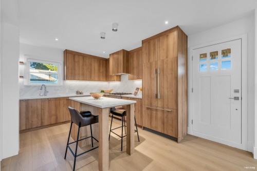 103 1125 Cartier Avenue, Coquitlam, BC 