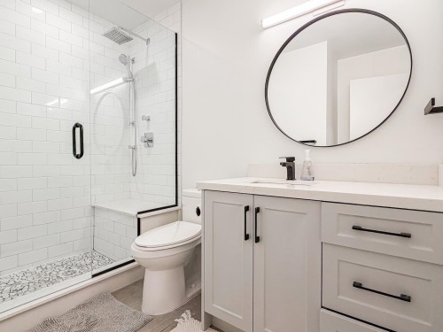 8122 Forest Grove Drive, Burnaby, BC 