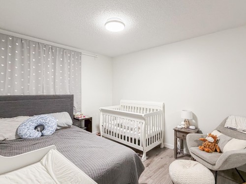 8122 Forest Grove Drive, Burnaby, BC 