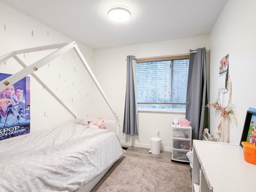 8122 Forest Grove Drive, Burnaby, BC 