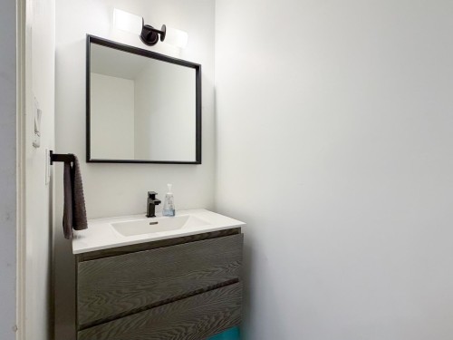 8122 Forest Grove Drive, Burnaby, BC 