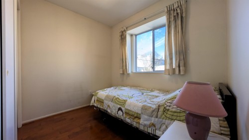 708 49Th Avenue E, Vancouver, BC 