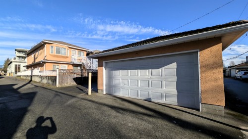 708 49Th Avenue E, Vancouver, BC 