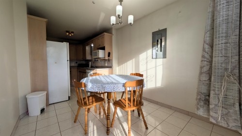 708 49Th Avenue E, Vancouver, BC 