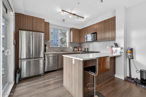 308-1151 Windsor Mews, Coquitlam, BC 