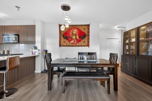 308-1151 Windsor Mews, Coquitlam, BC 