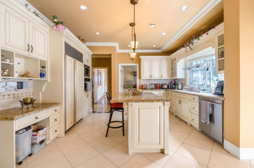 6261 Adera Street, Vancouver, BC 