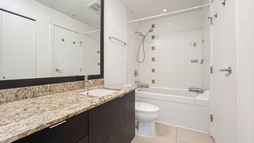 905-7088 18Th Avenue, Burnaby, BC 