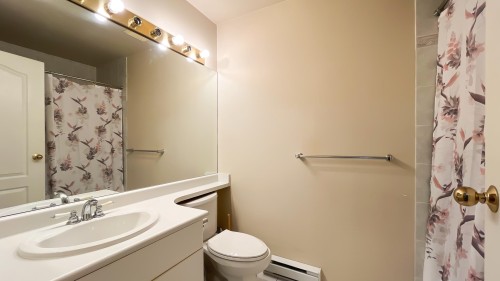 425-5888 Dover Crescent, Richmond, BC 