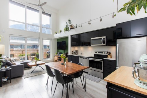 610-38013 Third Avenue  Squamish, BC V8B 0Z8