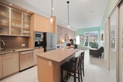 104-260 Salter Street  New Westminster, BC V3M 0J4