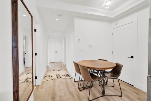 2743 Duke Street, Vancouver, BC 