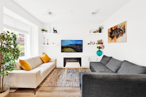 2743 Duke Street, Vancouver, BC 