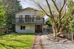 1949 Mahon Avenue  North Vancouver, BC V7M 2T4