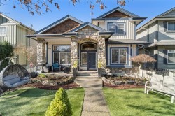 10363 Robertson Street  Maple Ridge, BC V2W 0A8