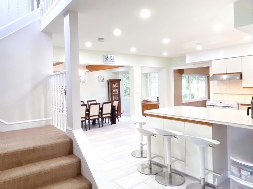 677 Gatensbury Street, Coquitlam, BC 