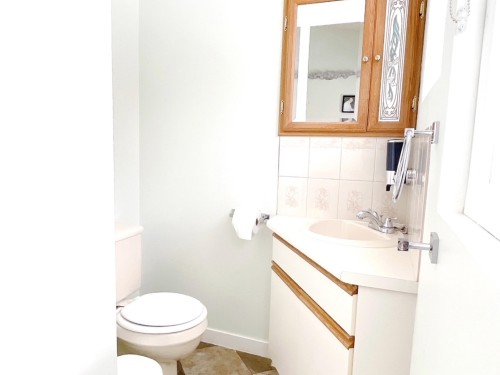 677 Gatensbury Street, Coquitlam, BC 