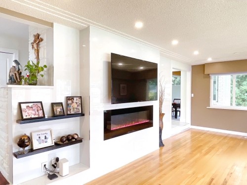 677 Gatensbury Street, Coquitlam, BC 