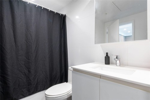 609-3833 Evergreen Place, Burnaby, BC 