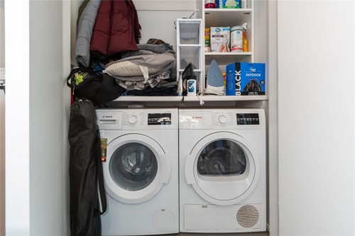 609-3833 Evergreen Place, Burnaby, BC 