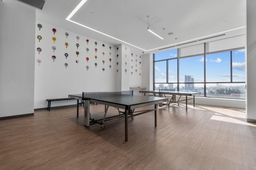 609-3833 Evergreen Place, Burnaby, BC 