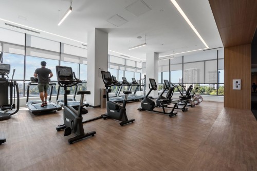 609-3833 Evergreen Place, Burnaby, BC 