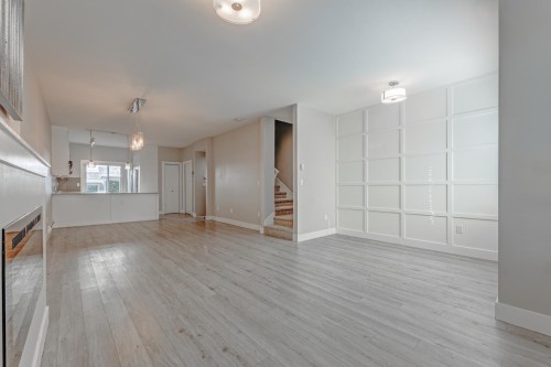 303-1405 Dayton Street, Coquitlam, BC 