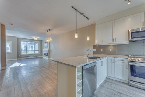 303-1405 Dayton Street, Coquitlam, BC 