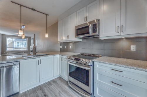 303-1405 Dayton Street, Coquitlam, BC 