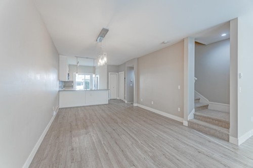 303-1405 Dayton Street, Coquitlam, BC 