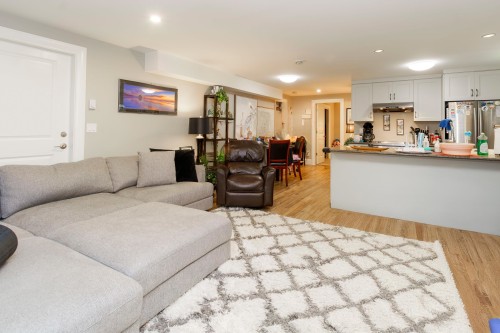 1055 Charland Avenue, Coquitlam, BC 