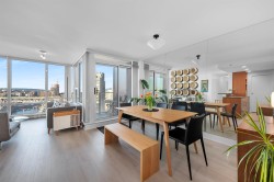 2105-455 Beach Crescent  Vancouver, BC V6Z 3E5