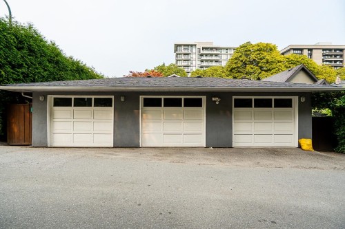 1796 14Th Avenue W, Vancouver, BC 